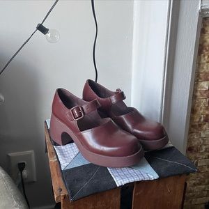Brand new thelma camper shoes
